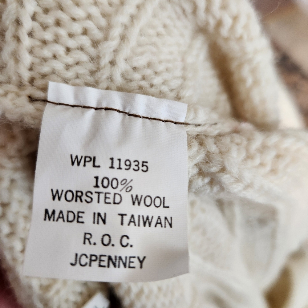 Mens JC Penney 100% Worsted Wool Button Cardigan Sweater Oatmeal Cream XL Tall - Picture 2 of 9